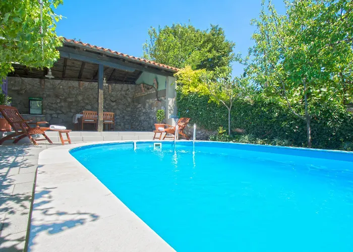 Mediterrane Steinfinca Mit Privatpool, Privatparkplatz, Bbq-bereich, Waschmaschine Grižane