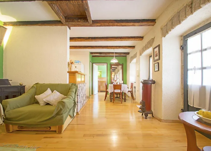 Tatil Evi Mediterrane Steinfinca Mit Privatpool, Privatparkplatz, Bbq-bereich, Waschmaschine