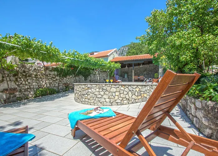 Mediterrane Steinfinca Mit Privatpool, Privatparkplatz, Bbq-bereich, Waschmaschine Tatil Evi Grižane