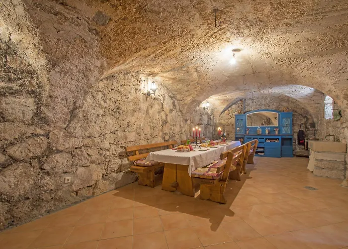 Mediterrane Steinfinca Mit Privatpool, Privatparkplatz, Bbq-bereich, Waschmaschine Tatil Evi