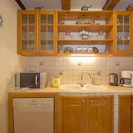 Holiday home Mediterrane Steinfinca Mit Privatpool, Privatparkplatz, Bbq-bereich, Waschmaschine
